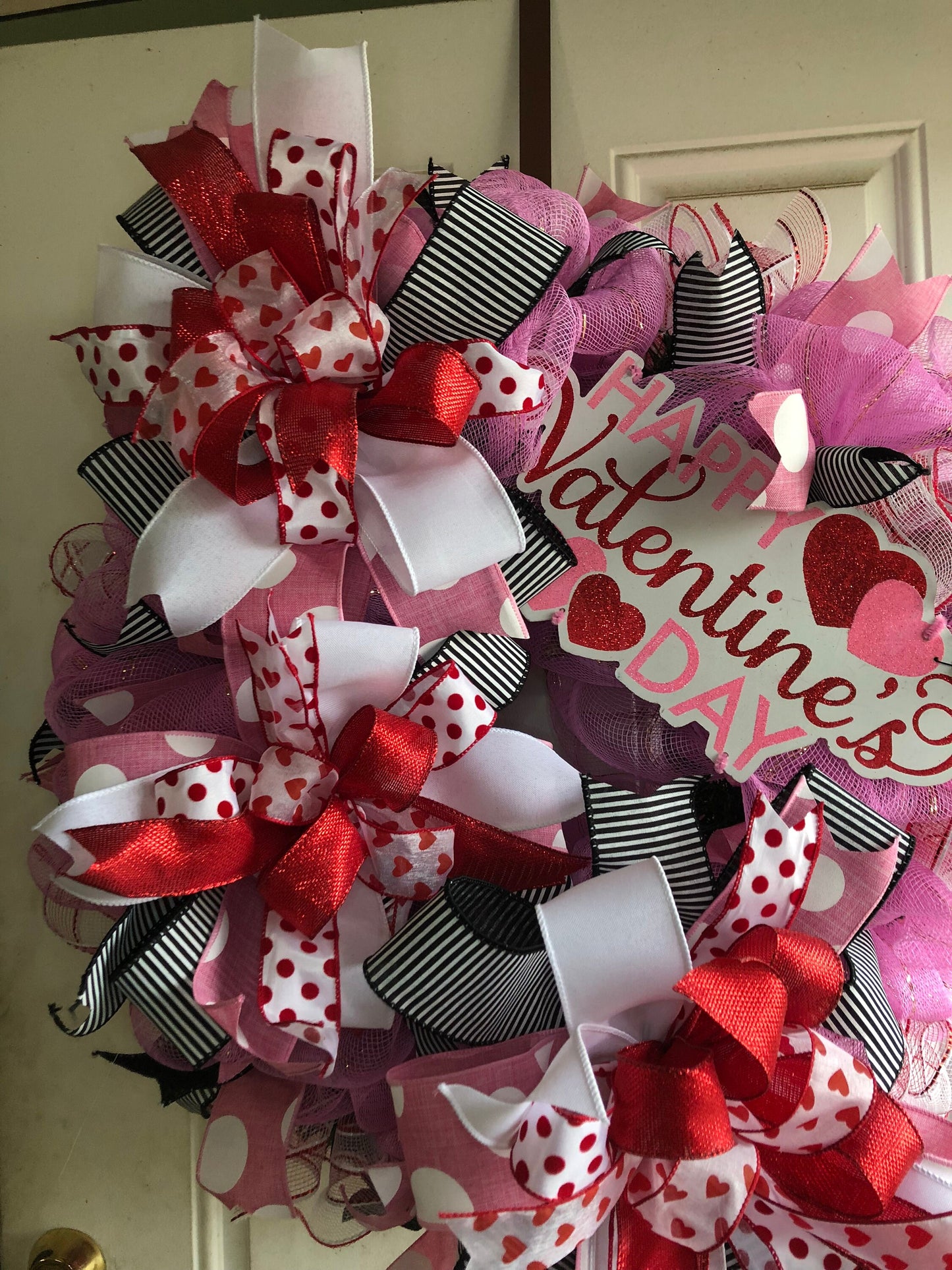 Valentines wreath, front door wreath, porch decor, wreath for valentines, valentines decor, decor,