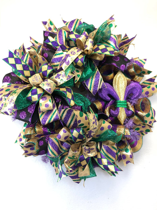 Mardi Gras, fleur de lis, New Orleans holiday, Mardi Gras wreath, front door decor, porch decor
