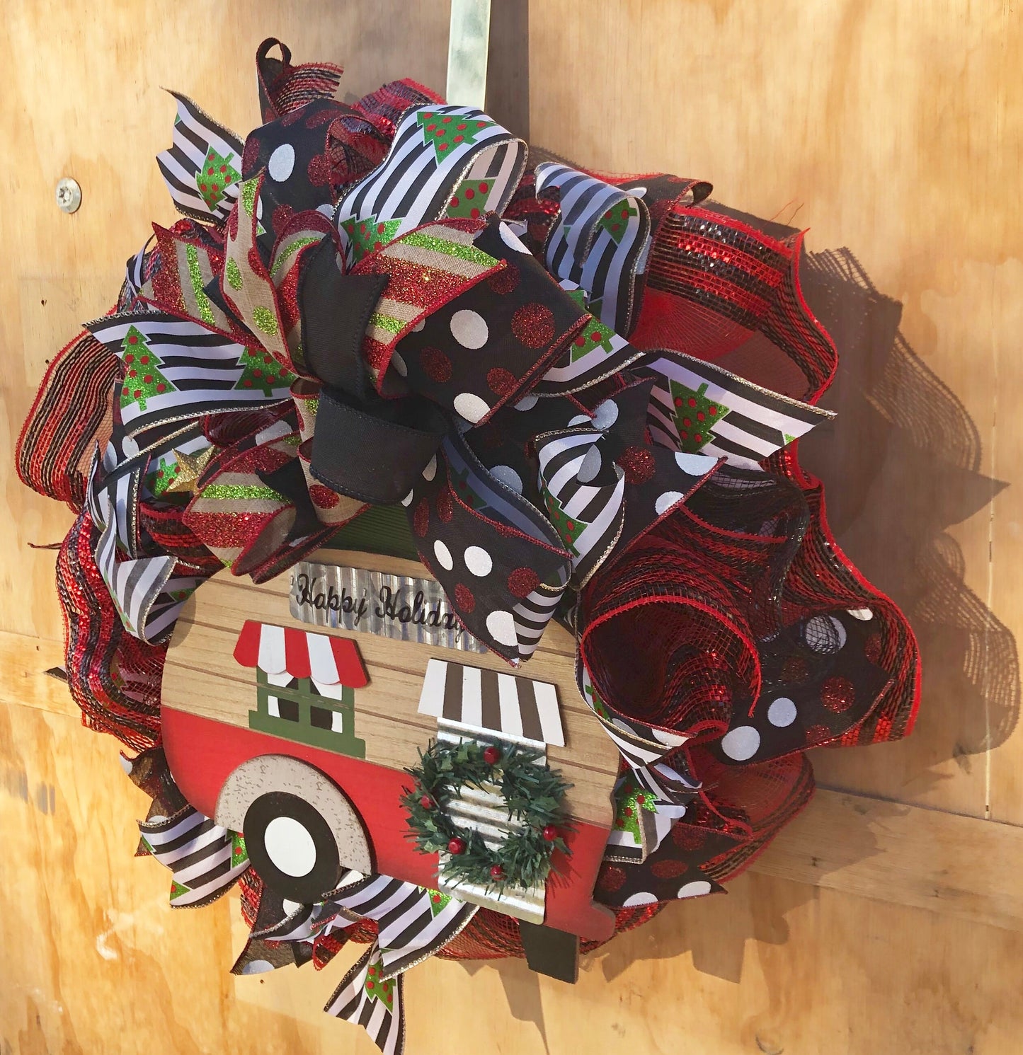 Camper wreath, Christmas camper, Christmas decor, Christmas wreath, Christmas reef, holiday camper, camper decor, best Christmas wreath