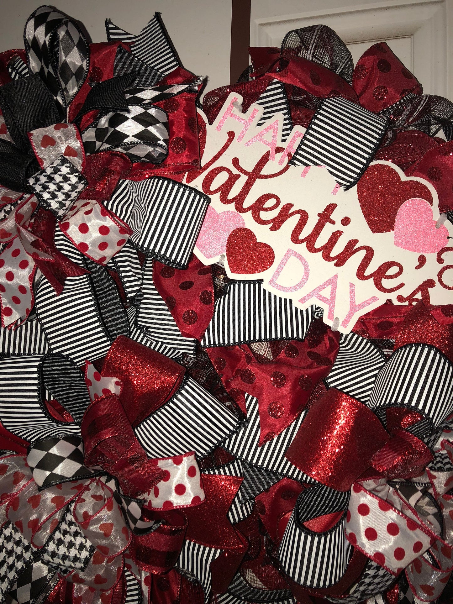 Valentines wreath, front door wreath, porch decor, wreath for valentines, valentines decor, decor,