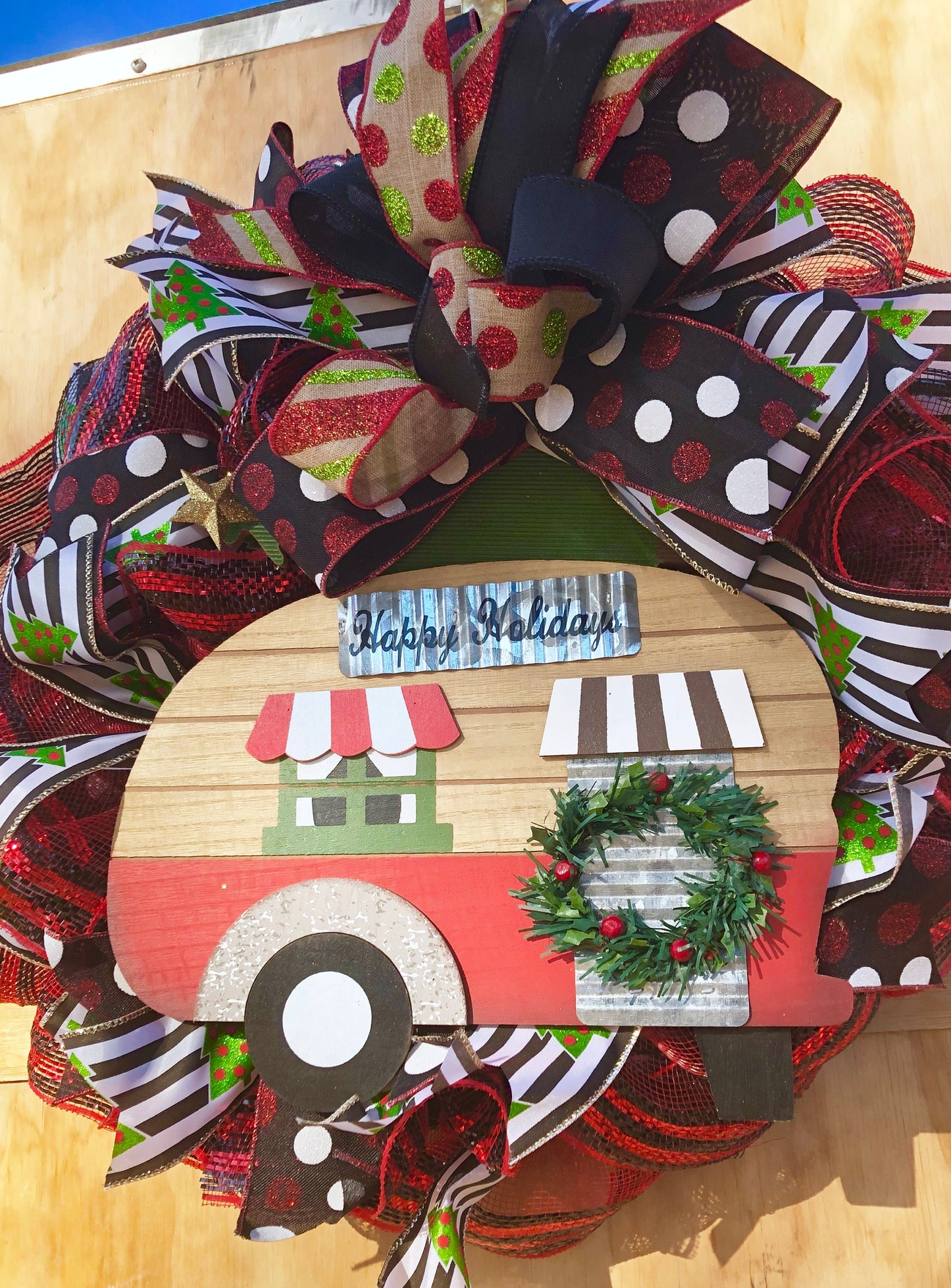 Camper wreath, Christmas camper, Christmas decor, Christmas wreath, Christmas reef, holiday camper, camper decor, best Christmas wreath