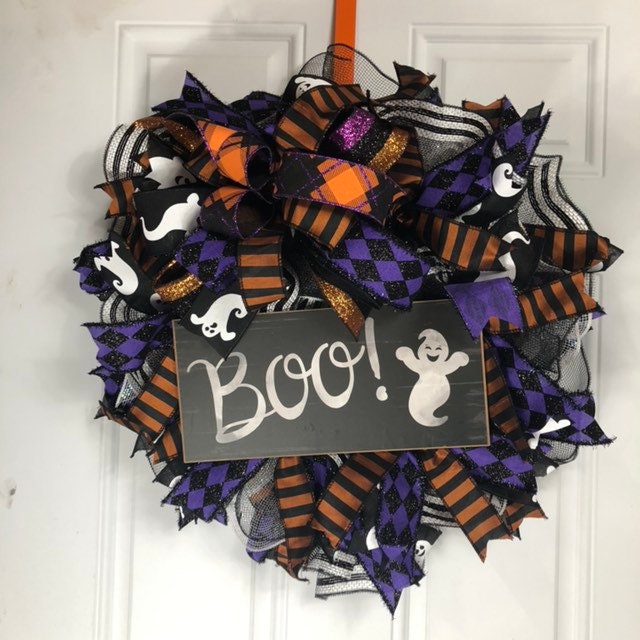 Ghost wreath, thin wreath, Halloween decor, Boo wreath, Halloween wreath, fall holiday decor