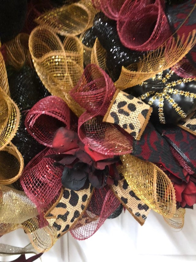 Gothic, fall wreath, goth Halloween, Halloween wreath, pumpkin wreath, velvet pumpkin wreath