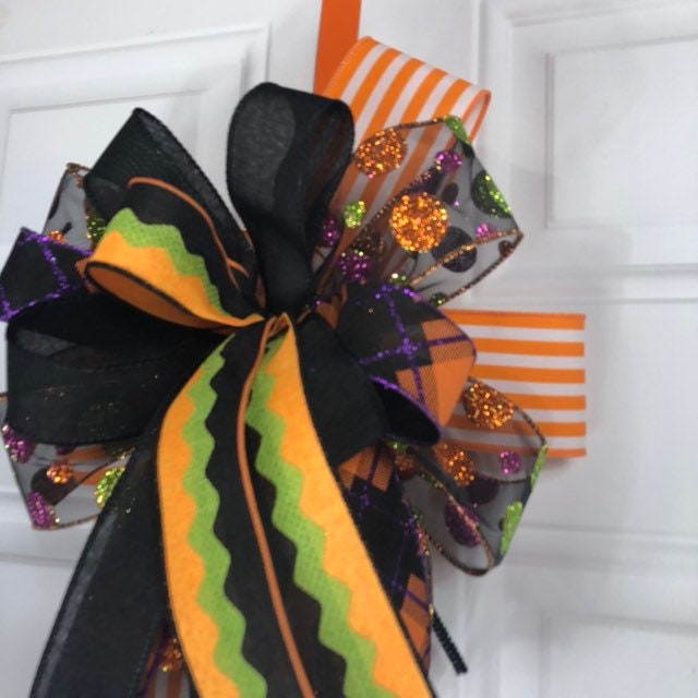 Halloween bow, wreath bow, bow, handmade bow, ribbon bows, wreath embellishments