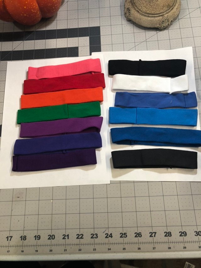 Kid sized Headband with buttons, headband for ear loop masks, headbands for healthcare workers.