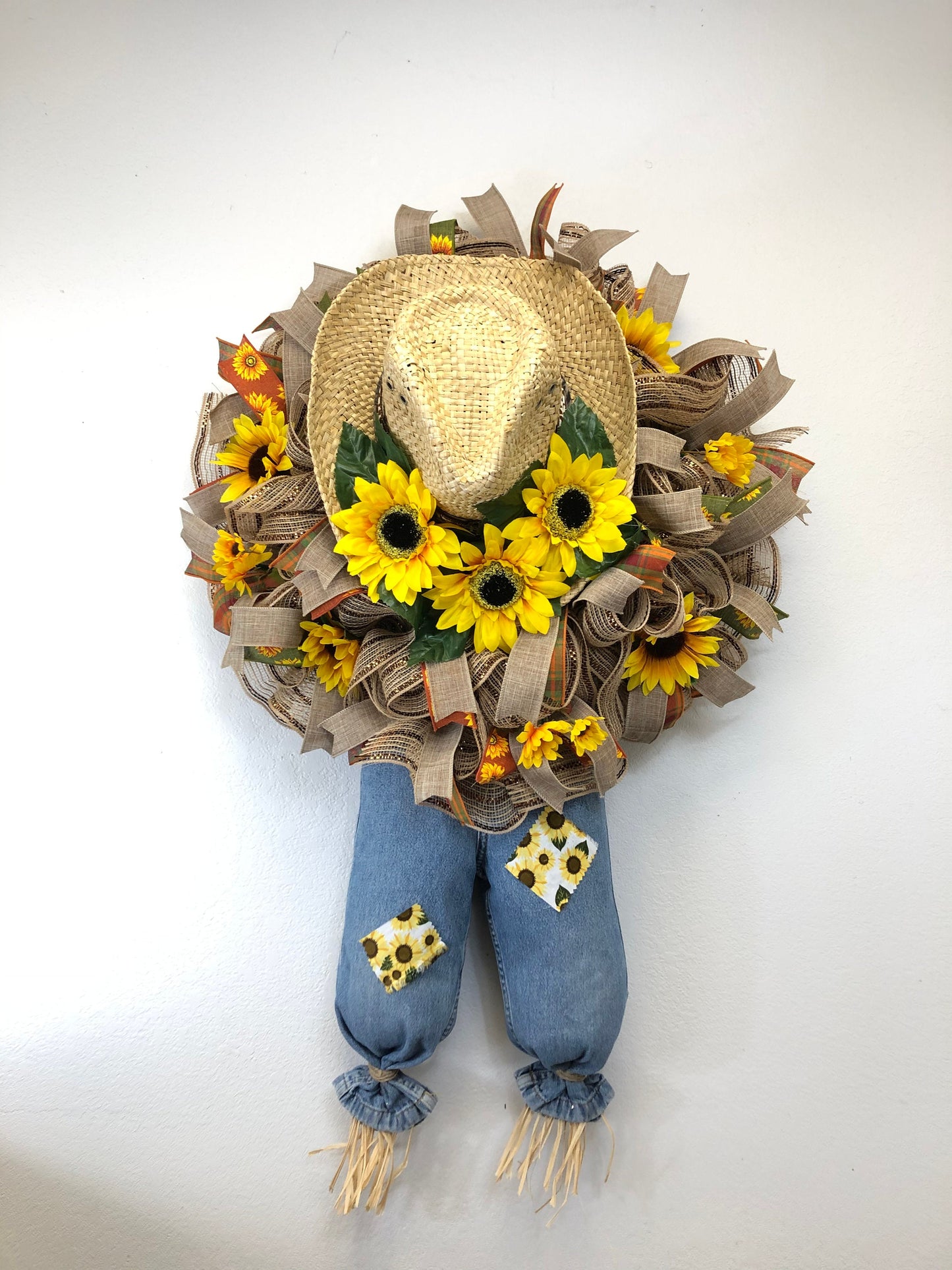 Sunflower scarecrow wreath, fall wreath, sunflower wreath, boy scarecrow wreath, porch decor, front door wreath, large fall wreath