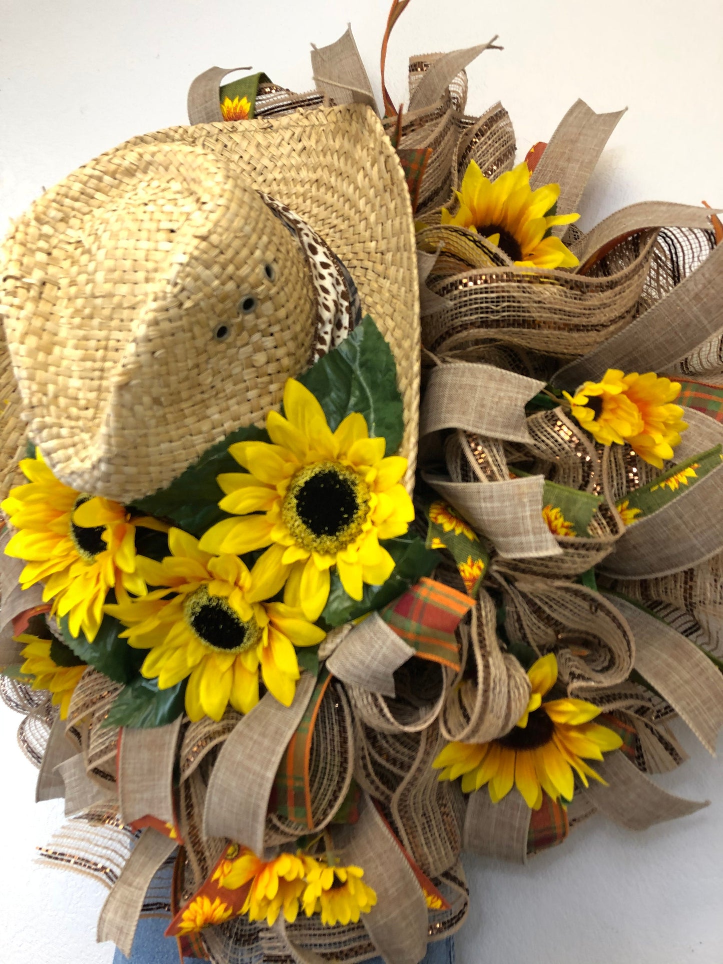 Sunflower scarecrow wreath, fall wreath, sunflower wreath, boy scarecrow wreath, porch decor, front door wreath, large fall wreath