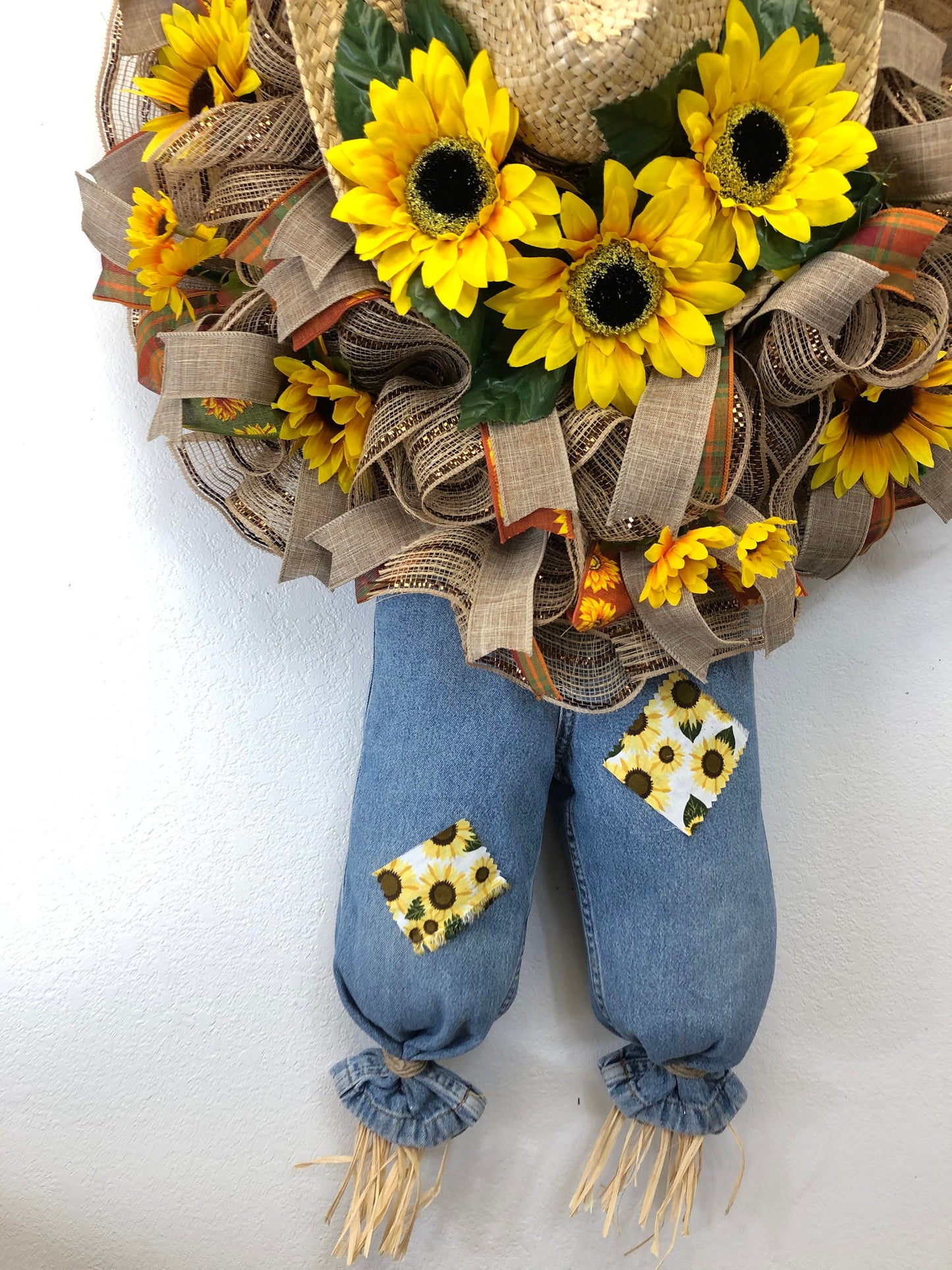 Sunflower scarecrow wreath, fall wreath, sunflower wreath, boy scarecrow wreath, porch decor, front door wreath, large fall wreath