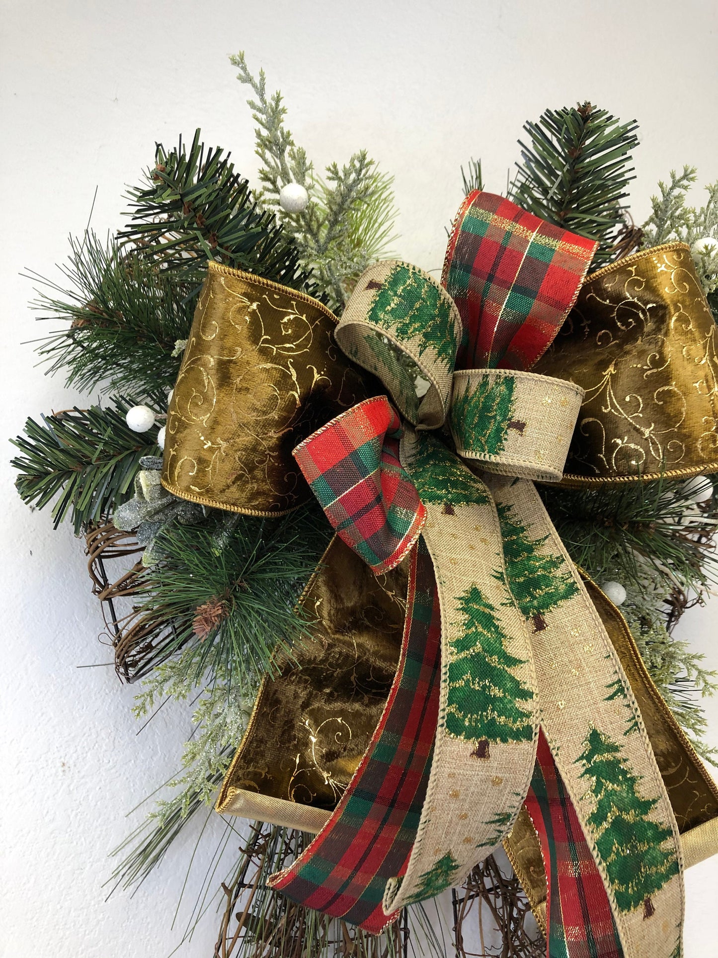 Twig wreath,Rustic Christmas, winter decor, farmhouse decor, country Christmas, bow door hanger