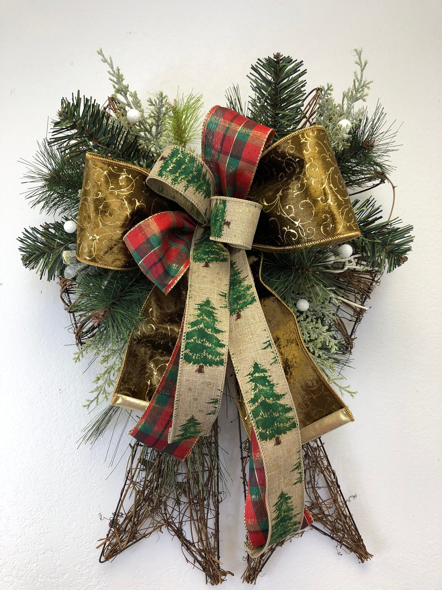 Twig wreath,Rustic Christmas, winter decor, farmhouse decor, country Christmas, bow door hanger