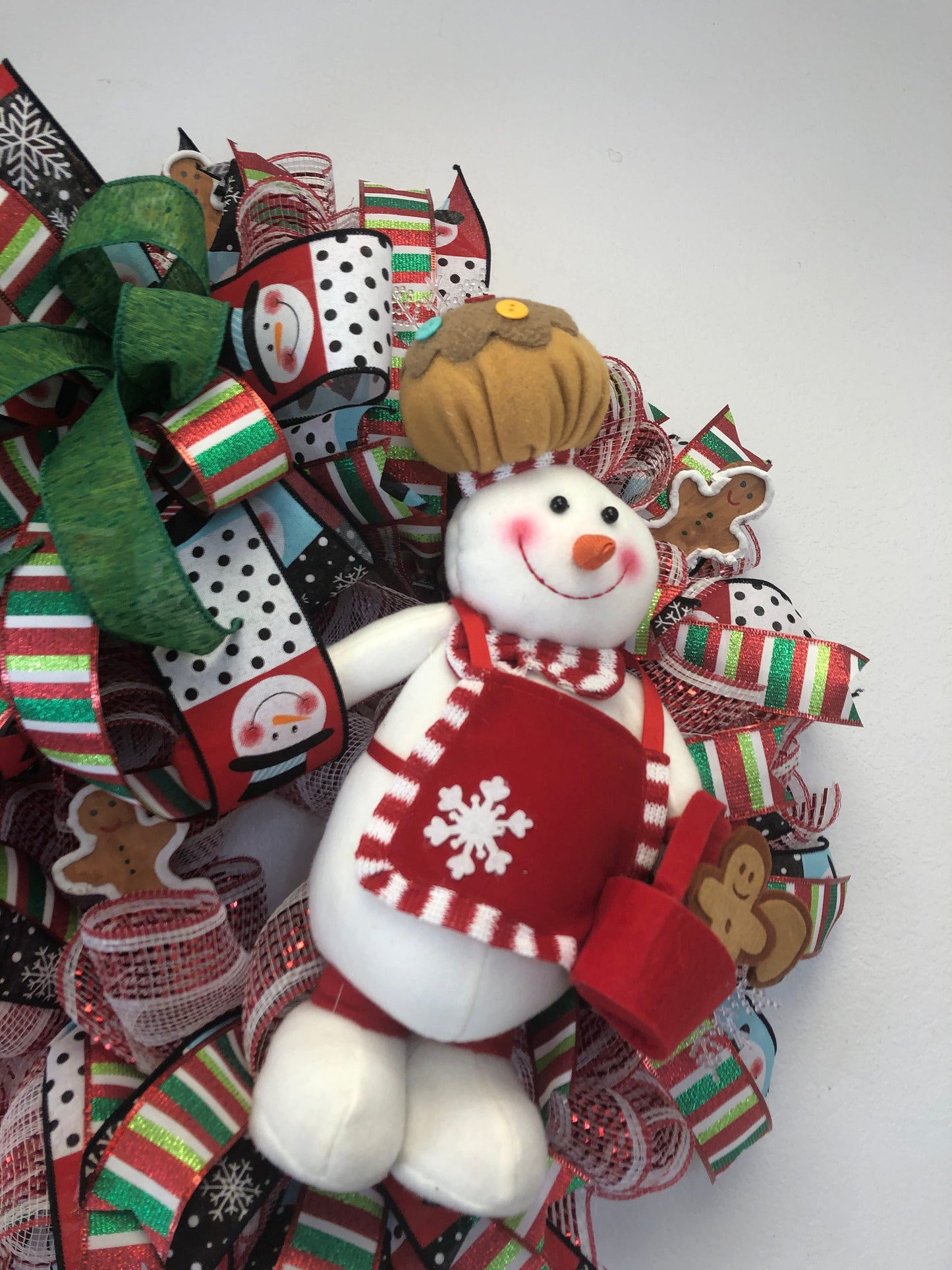 Christmas wreath, snowman wreath, gingerbread wreath, Christmas decor, front door wreath, porch decor,