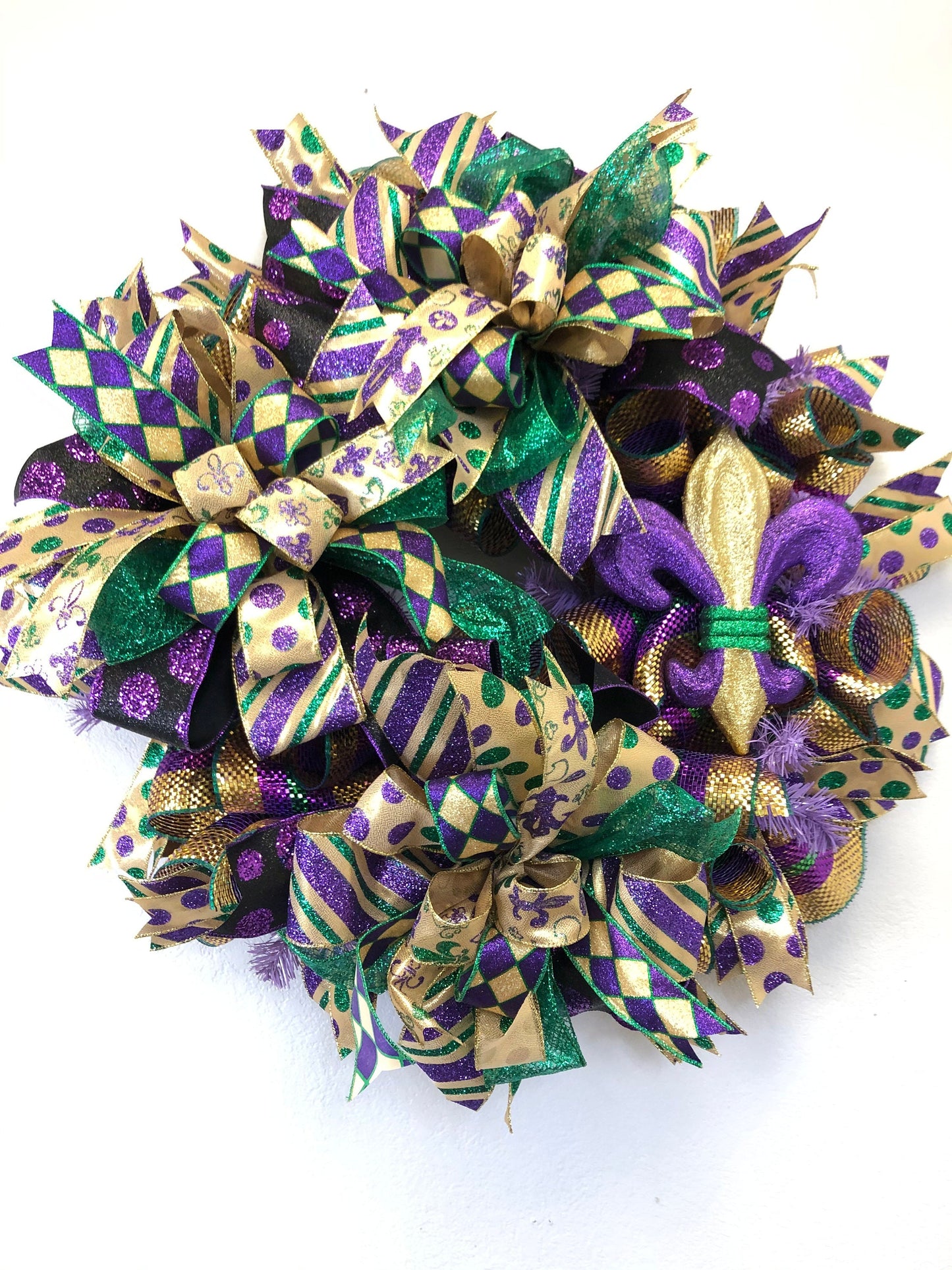 Mardi Gras, fleur de lis, New Orleans holiday, Mardi Gras wreath, front door decor, porch decor
